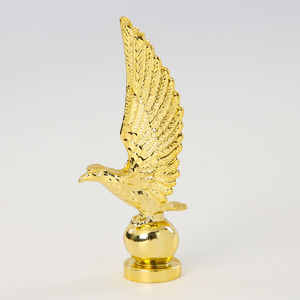Trofeo a <span class=keywords><strong>Forma</strong></span> di <span class=keywords><strong>Aquila</strong></span> in Plastica Dorata, Accessorio Decorativo Best Seller GZ81 - Product Image 3
