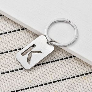 Porte-clés personnalisé en métal ajouré avec 26 lettres et pendentif plaqué chien brossé pour clés de voiture, cadeaux promotionnels - Product Image 3