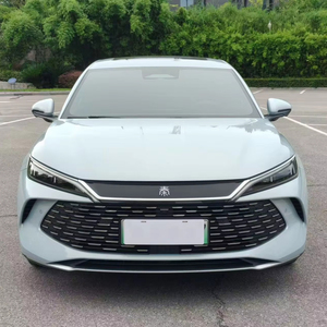 BYD Qin L DM-i 80KM Versione Premium 2025, Berlina Ibrida Plug-in di Medie Dimensioni, Batteria Blade, Basso Consumo di Carburante, Auto Elettrica per Uso Familiare - Product Image 1