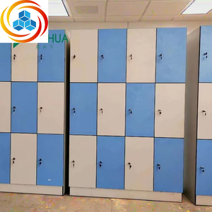 Casilleros Comerciales para Gimnasio con Cerradura Electrónica, Laminado Compacto HPL, Resistentes al Fuego y al Agua, 4 Compartimentos, Certificación CE - Product Image 1