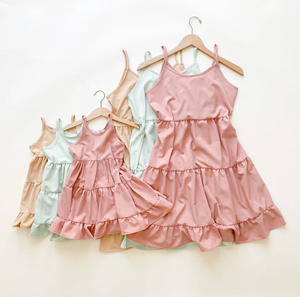 Robe personnalisée pour maman et moi en tricot de coton sans manches tenues assorties robe simple assortie pour mère fille - Product Image 2