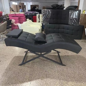Meilleures ventes : Lit de massage incurvé moderne pour salon de beauté, en cuir noir, réglable et pliable, avec base en métal doré de luxe, idéal pour les extensions de cils - Product Image 3