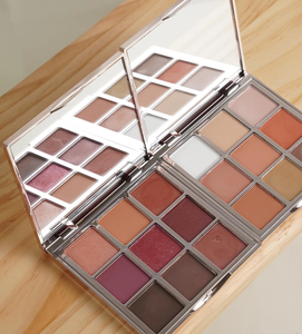 Palette <span class=keywords><strong>de</strong></span> fards à paupières vegan haute pigmentation 9 couleurs DIY, <span class=keywords><strong>marque</strong></span> privée, sans cruauté, imperméable, maquillage mat pour les yeux, vente en gros - Product Image 3