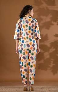 Ensemble coordonné en tissu de haute qualité, style urbain moderne, ensemble coordonné style palazzo pour femmes, provenant d'un fournisseur indien à prix de gros - Product Image 3