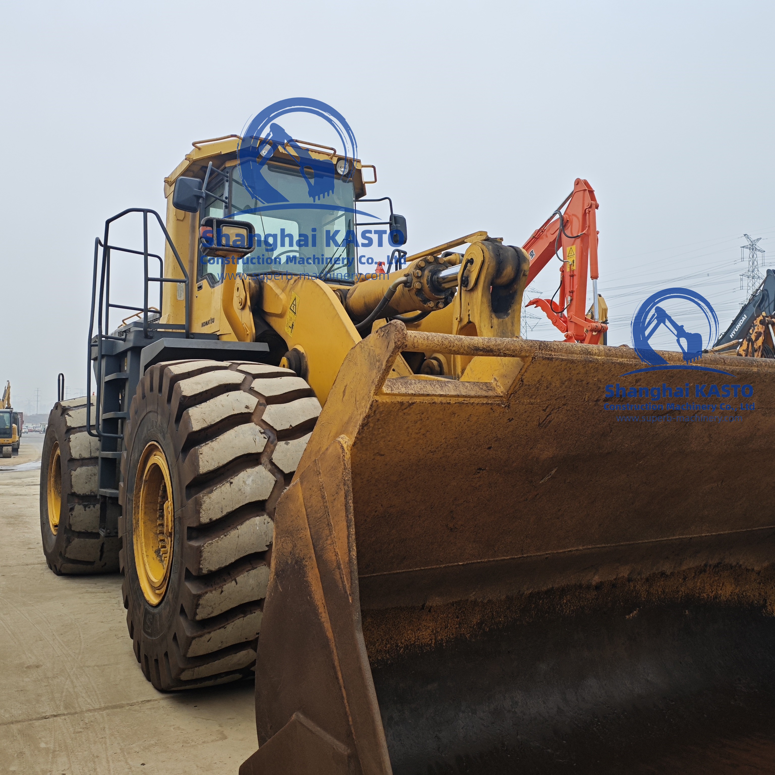 Komatsu Wa600-6 Wheel Loader for Sale - Heavy-Duty Front Loader