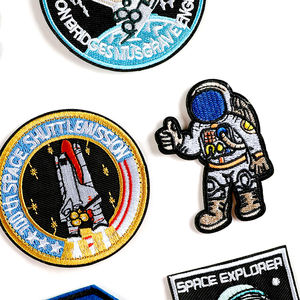 맞춤형 <span class=keywords><strong>NASA</strong></span> 우주 셔틀 챌린저 임무 패치 3D 의류 꽃 하트 모양 원단 소재 - Product Image 3