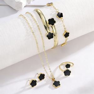 Nuevo Conjunto de Joyería de Moda para Mujer, 5 Piezas, Trébol de Cinco Hojas Colorido, Pulsera, Anillo, Aretes, Collar - Product Image 3