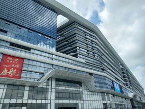 Contemporary Aluminum Curtain Wall With Anodized Finish For Building Exterior Applications - Product Image 2