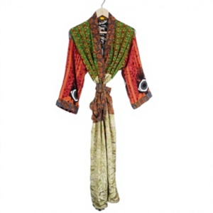 Kimono Japonés de Seda Vintage Elegante Hecho a Mano, Estilo Bohemio con Estampado Floral y Paisley, Cuello en V, con Cordón Ajustable, Largo, para Verano - Product Image 1