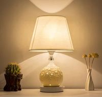 Lampe de table en céramique à intensité variable de style européen moderne tissu de mode créatif petite veilleuse pour salon étude chambre chevet