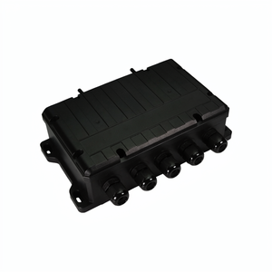 TRAP-8R8 Récepteur, émetteur, transceiver RF de canal du fabricant, unités finies - Product Image 1