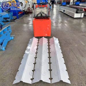 Ridge Capping <span class=keywords><strong>Roll</strong></span> <span class=keywords><strong>forming</strong></span> Ridge Cap Fliesen form maschine Ridge Cap Rolling <span class=keywords><strong>Forming</strong></span> <span class=keywords><strong>Machine</strong></span> - Product Image 3