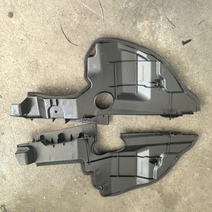 Panneaux latéraux de radiateur Lexus 53294-48080L 53293-48080R Noir PP Couvercle de moteur pour RX270 2010 - Product Image 4