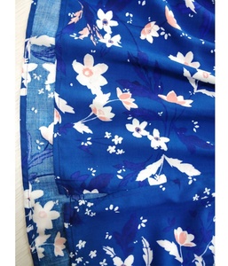 <span class=keywords><strong>Robe</strong></span> à rayonne avec imprimés bleus, tenue à la mode avec ouverture frontale, manches 3/4 - Product Image 4
