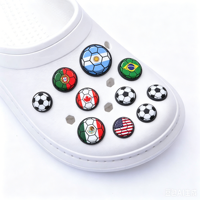 Breloques de chaussures de football en gros Mexique Amérique Canada 2026, breloques personnalisées pour chaussures de football pour sabots