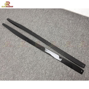 สเกิร์ตข้างคาร์บอนไฟเบอร์แบบเปียกสไตล์ V สำหรับ Nissan GTR R35 ปี 2017-2020 ชุดแต่งสเกิร์ตข้างคาร์บอนสำหรับรถยนต์ อะไหล่ตกแต่งรถยนต์ - Product Image 6