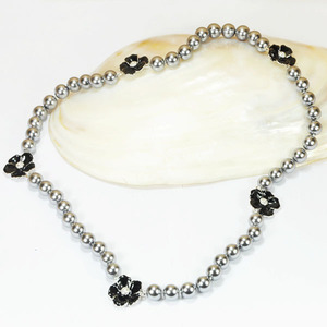 de imitación de flores negras, venta al por mayor de fábrica Collar de perlas - Product Image 3