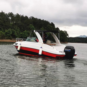 Yate de Lujo de 7.3m (24 pies) con Casco de Fibra de Vidrio y Cabina, en Venta - Product Image 1