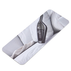 Étiquettes de vêtement en plastique TPU écologiques de luxe en gros Logo imprimé personnalisé Nouveau design pour les chaussures en tissu de papier suspendues durables - Product Image 6