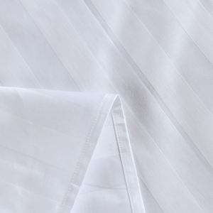 Parure <span class=keywords><strong>de</strong></span> lit <span class=keywords><strong>de</strong></span> luxe en <span class=keywords><strong>coton</strong></span> rayé élégante <span class=keywords><strong>housse</strong></span> <span class=keywords><strong>de</strong></span> <span class=keywords><strong>couette</strong></span> blanche, parfaite pour l'hôtel ou la chambre à coucher - Product Image 6