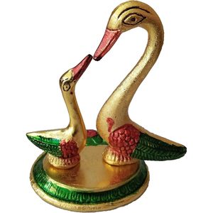 PARIJAT HANDICRAFT Aluminium Paire Kissing Duck Statue Multicolore Peint Vastu Sculpture Décorative pour Maison Bureau Table Bureau - Product Image 1