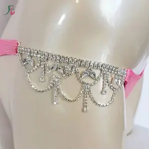 Grosir 2023 mode pakaian renang pakaian dalam thong Aksesori aman drop liontin bentuk kristal berlian imitasi konektor bikini