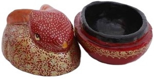 Caja de Recuerdos de Papel Maché, Caja de Conejo de Pascua, Caja de Conejito, Hecha a Mano en la India por Artesanos de Cachemira para Decoración de Pascua - Product Image 2