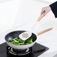 Ensemble de 7 ustensiles de cuisine antiadhésifs, résistants à la chaleur, de qualité alimentaire, écologiques, compatibles lave-vaisselle, avec manche en bois, blanc