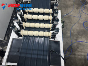Machine à fabriquer des tuiles de toit en <span class=keywords><strong>PVC</strong></span>, machine à couvrir les toits en plastique - Product Image 6