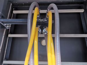 Vente directe d'usine Machine de sablage de verre verticale entièrement automatique PLC avec moteur 380V 1.9kW - Product Image 4