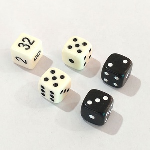Dados de Backgammon de Melamina Negra de Alta Calidad de 16 mm - Product Image 2