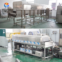 Machine voor het pellen en wassen van kommeriële schalotten, prei, knoflook, spruiten, kruidentuigjes en groene uien