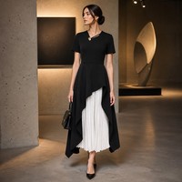 Robe midi vintage pour femme à taille empire avec manches courtes à volants, contraste noir et blanc, idéale pour le bureau