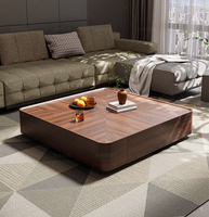 Table basse en bois massif de couleur noyer, style minimaliste italien, forme carrée, style moderne de luxe haut de gamme