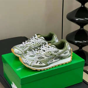 รองเท้าผ้าใบแฟชั่นคุณภาพสูง รองเท้าเดินสไตล์ยูนิเซ็กซ์ ดรอปชิปปิ้ง รองเท้าผ้าใบดีไซน์เนอร์รุ่นใหม่สำหรับผู้ชาย - Product Image 4