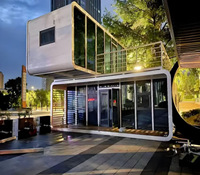 Panneau solaire Eco Tiny Prefab maison capsule conteneur à 2 étages 2 couches Trianfular Zcamp café hôtel chambre fournisseurs de pods