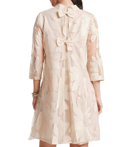 Robe élégante en organza brodée, longueur genou, avec col mandarin, manches trois quarts, imprimé floral, coupe ample, formelle, printemps - Product Image 4