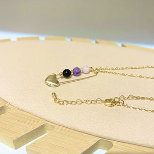 Épingle de sûreté Dainty Heart avec <span class=keywords><strong>collier</strong></span> pendentif en perles de pierre de naissance naturelle pour les femmes nouveauté 2023 - Product Image 5