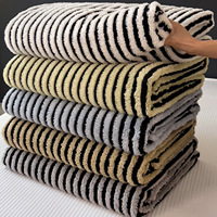 Plaid tricoté rayé moderne et écologique pour salon et chambre, doux et chaud, décoration intérieure, motif avion personnalisé 100%
