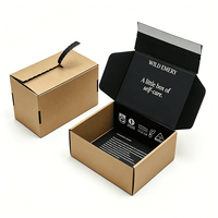 Boîte d'expédition en carton ondulé avec bande de déchirement en papier kraft, personnalisable avec impression, pour l'emballage de produits de beauté et de soins personnels, idéale pour les abonnements.