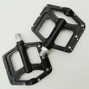 Pédales de plateforme en alliage d'aluminium, axe chromoly à 3 roulements pour vélos de montagne, durables, noir, bleu, rouge, argent, gris - Product Image 1