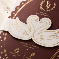 Invitation de mariage personnalisée avec motif cygne en relief, option multicolore, carte de mariage imprimée en feuille d'or pour un événement de mariage élégant
