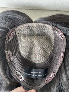 ท็อปเปอร์ผมลูกไม้แบบผูกปมเดี่ยว ผมยุโรป ไม่ต้องใช้กาว ตาข่ายเพชร พร้อมผมปิดด้านหลัง/วิกผมสำหรับผู้หญิงที่มีปัญหาผมร่วง - Product Image 3