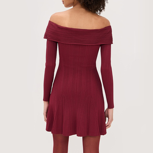 Nuovo Elegante <span class=keywords><strong>Abito</strong></span> Mini da Donna <span class=keywords><strong>Bordeaux</strong></span> con Spalle Scoperte - Vestito Aderente <span class=keywords><strong>in</strong></span> Viscosa a Costine alla Moda - Product Image 2
