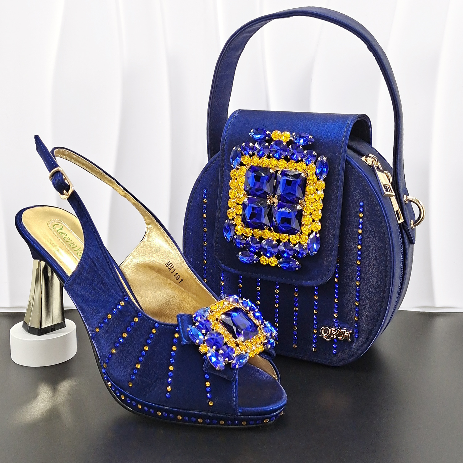 Blu scuro