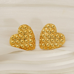 Zogxin Heart Shaped <b>Titanium</b> Steel <b>Stud</b> Earrings 18K Gold Plated Women Fashion Jewelry Gift - Product Image 3