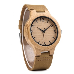 Montre en bois à quartz vintage 2026 OEM pour homme, bracelet en cuir, boîtier en bambou naturel fait main avec cadran à aiguilles et logo personnalisé - Product Image 3