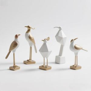 <span class=keywords><strong>Uccello</strong></span> del paradiso tropicale statuetta/statua-10 "resina dipinta a mano, dettagli con piume iridescenti, MOQ 500 pz - Product Image 1