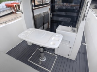 Kısa geziler için 28ft lüks kabin yat sürat/yelken/balıkçı teknesi banyo buzdolabı fiberglas gövde 9.33m uzunluk