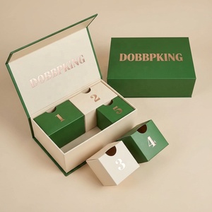 <span class=keywords><strong>Calendrier</strong></span> <span class=keywords><strong>de</strong></span> <span class=keywords><strong>l</strong></span>'<span class=keywords><strong>Avent</strong></span> Coffret Cadeau Parfum 7 Jours Format Géant pour <span class=keywords><strong>Soins</strong></span> <span class=keywords><strong>de</strong></span> la Peau avec Carton Gaufré - Product Image 1